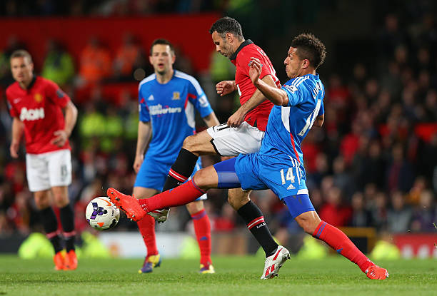 与此同时 与此同时