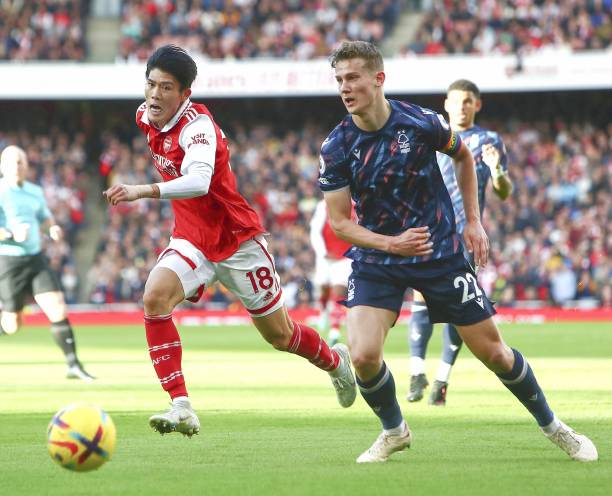 寻求通过引 寻求通过引