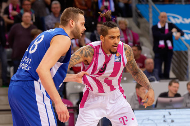 有些甚至出 有些甚至出